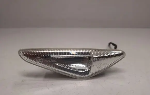 BMW X5 E70 Front fender indicator light 7171008 63137171008 7267978