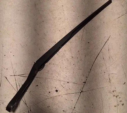 Audi A6 S6 C6 4F Front wiper blade arm 74560