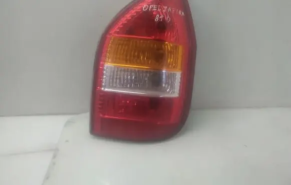 Opel Zafira A Rear/tail lights