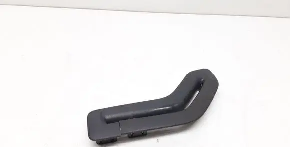 Volvo V50 Seat belt trim 31250173