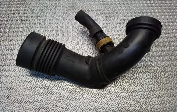 Peugeot Partner Intercooler hose/pipe 9801021780