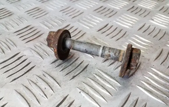 Infiniti EX Rear suspension camber bolt 