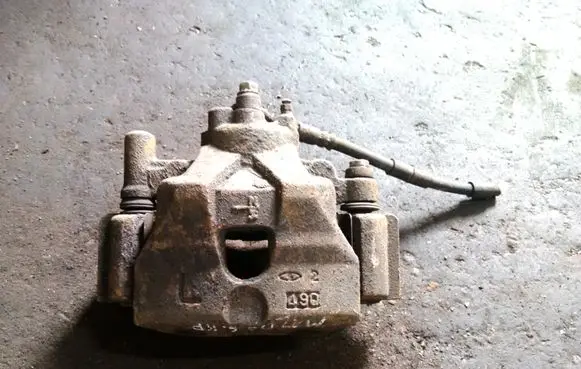 Mazda 6 Front brake caliper