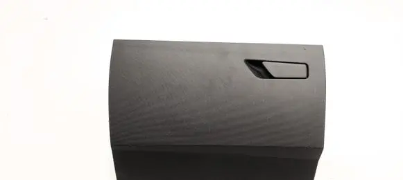 Glove box