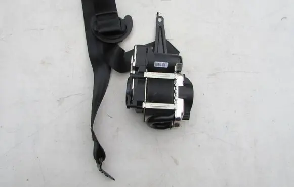 Volkswagen PASSAT B8 Front seatbelt 3G0857706B
