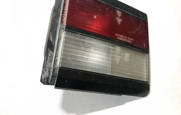 Volkswagen PASSAT B3 Tailgate rear/tail lights 333945107