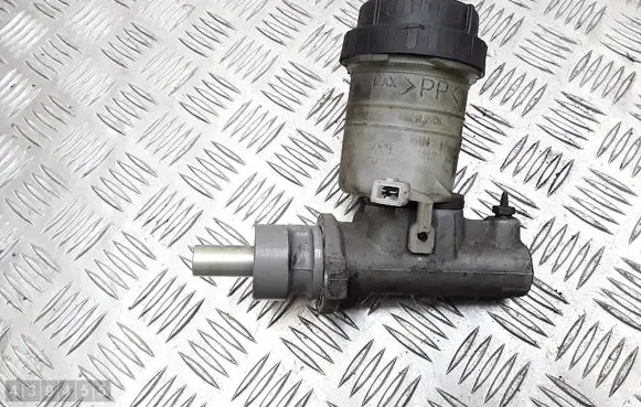 Volvo S40, V40 Master brake cylinder l481412