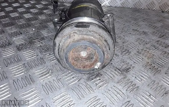 Ford Focus Air conditioning (A/C) compressor (pump) 890090