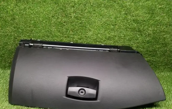 BMW 5 E60 E61 Glove box set 51167034080 158234
