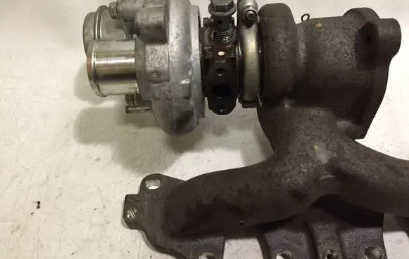 Nissan Juke I F15 Turbo 144106079R