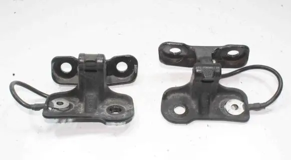 Land Rover Range Rover Evoque L551 Tailgate/trunk/boot hinge K8D242901AD K8D242900AD