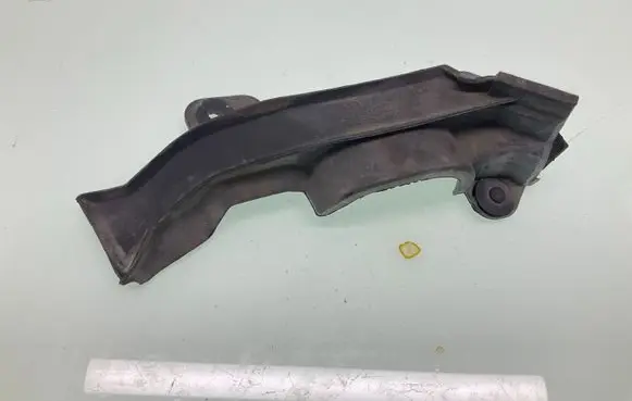BMW 1 F40 Other engine bay part 7206569 107023