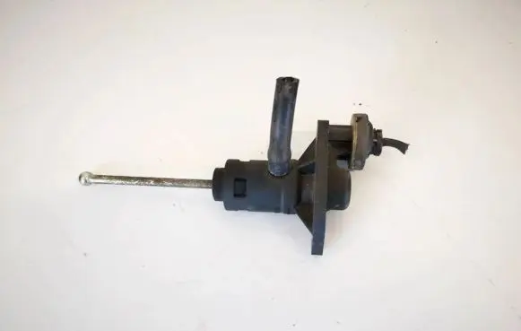 Audi A4 S4 B6 8E 8H Clutch master cylinder 8e1721401e