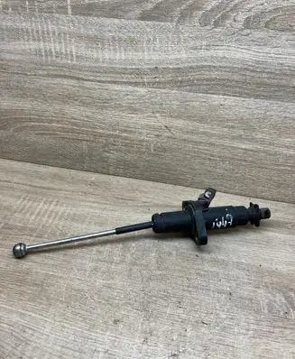Alfa Romeo 147 Clutch master cylinder 55189164