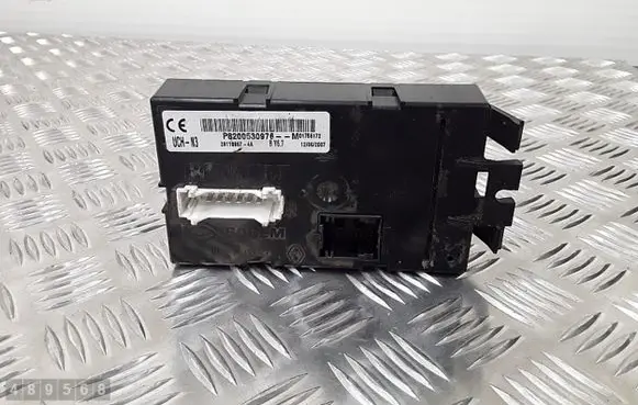 Renault Trafic II (X83) Engine control unit/module 281188674A