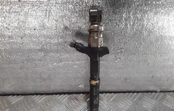 Toyota Corolla E120 E130 Fuel injector 2367027020