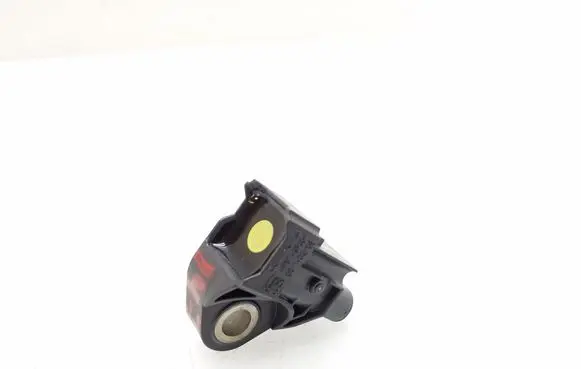 Mercedes-Benz C W205 Airbag deployment crash/impact sensor A2139051300