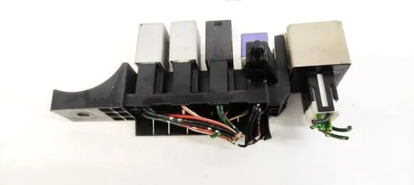 Toyota Avensis T250 Fuse box set