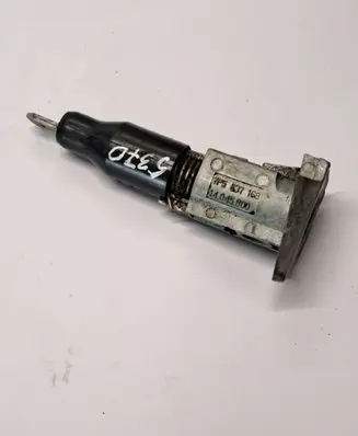 Porsche Cayenne (92A) Front door lock (next to the handle) 7P5837168 34045800