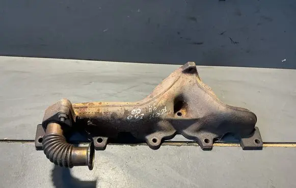 Ford Kuga I Exhaust manifold 9646849080