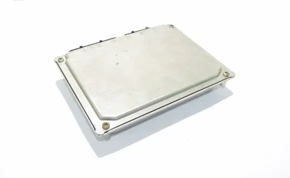 Volkswagen PASSAT B5 Engine control unit/module