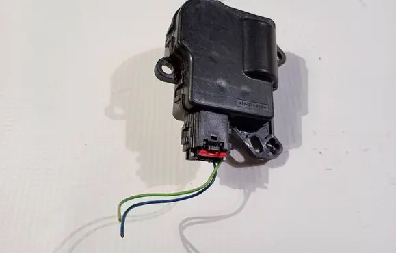 Ford Mustang V Air flap motor/actuator AR3319E616BB