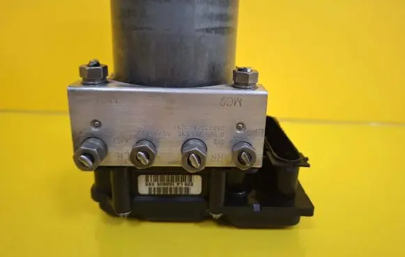 Fiat Grande Punto ABS Pump 0265800421 0265231535