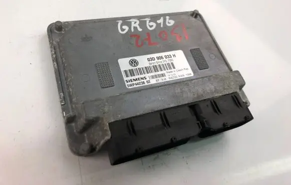 Volkswagen Fox Engine control unit/module ECU 03D906033H