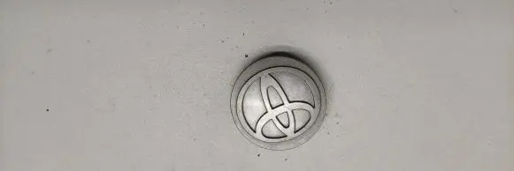 Toyota Avensis T250 Original wheel cap 42603yy030