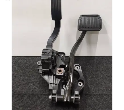 Tesla Model 3 Accelerator throttle pedal 1011298 12027C0232AB