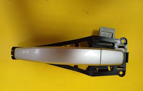 Opel Astra H Rear door exterior handle