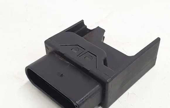 Audi TT TTS RS Mk3 8S Fuel injection pump control unit/module 5Q0906093