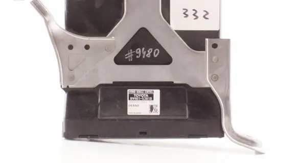 Lexus IS 220D-250-350 Engine control unit/module 89981-53010 285000-3582 8998053010