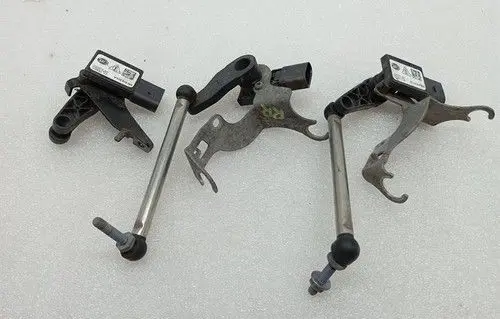 Porsche 911 992 Rear air suspension level height sensor 99261651B