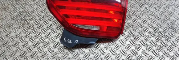 Tailgate rear/tail lights