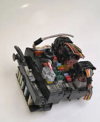 Peugeot 307 BSM Control unit 9661707980