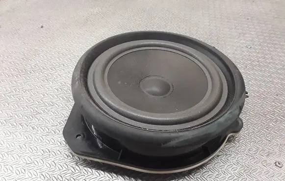 Audi A4 S4 B7 8E 8H Front door speaker 8E0035411
