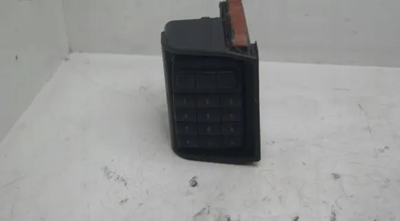 Mercedes-Benz E W211 Tailgate/trunk/boot open switch A2118207326