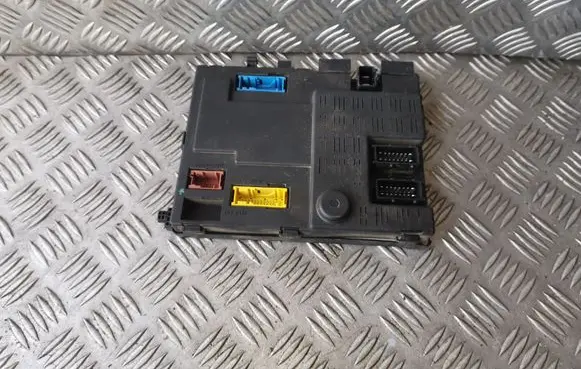 Citroen Berlingo Comfort/convenience module 9641428380 73004112 BSIBOITEM4
