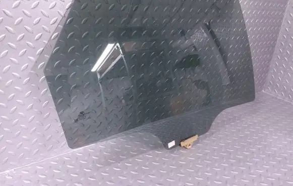 KIA Ceed Rear door window glass 83420A2210