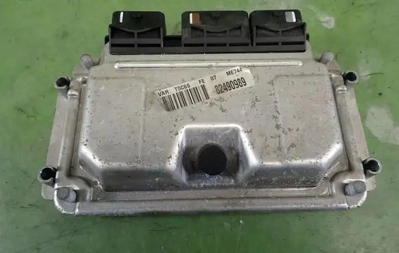 Peugeot 307 Engine control unit/module ECU