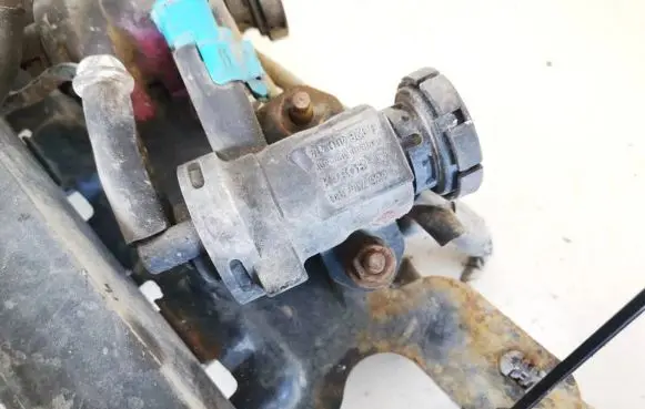 Peugeot 607 Turbo solenoid valve 9635704380 0928400414