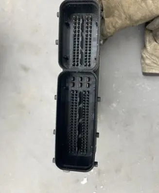 Volkswagen Touran I Engine control unit/module 03G906016BQ 0281011906