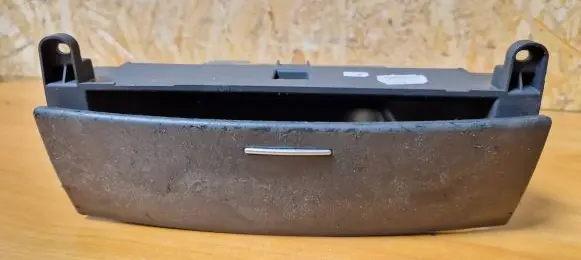 Renault Laguna II Glove box central console 8200219467