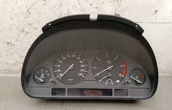 BMW 5 E39 Speedometer (instrument cluster) 62116914882 110008784