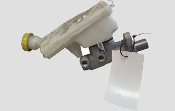 Peugeot 208 I Master brake cylinder 32069745