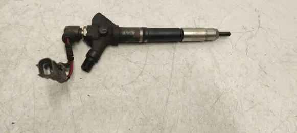 Toyota Auris 150 Fuel injector 2367026020