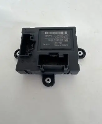 Volvo V70 Door control unit/module 31343027AC 1010233801