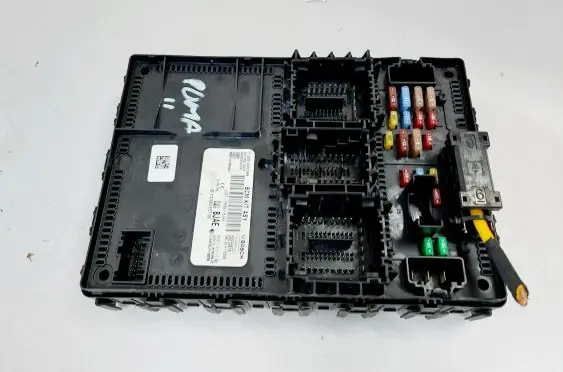 Ford Puma Fuse box set LU5T-15604-BJAE