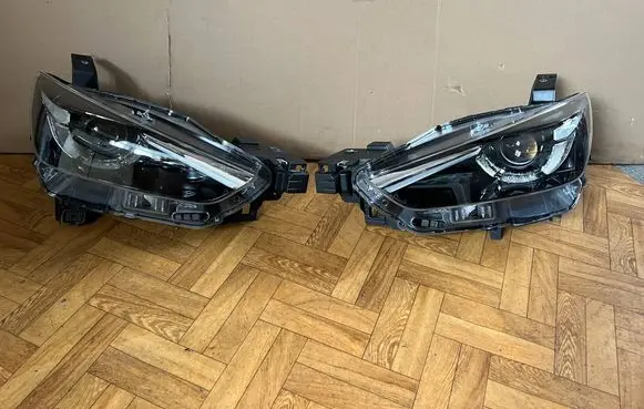 Mazda CX-3 Headlights/headlamps set 